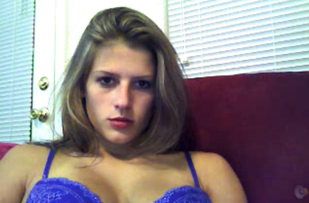 9P Yayy for cam whores!