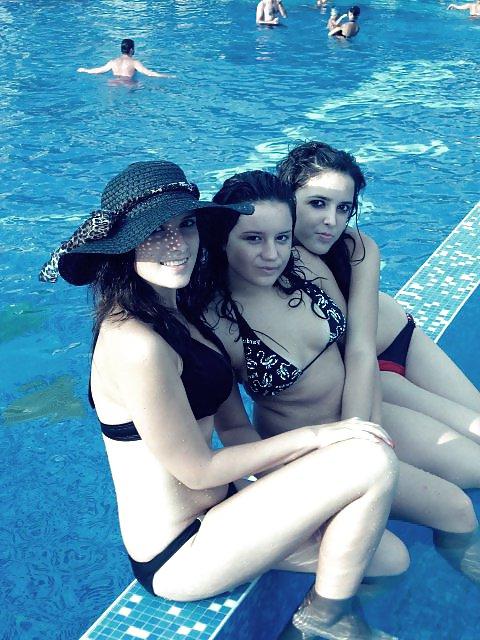 25P Bulgarian amateur girls tits pt.2