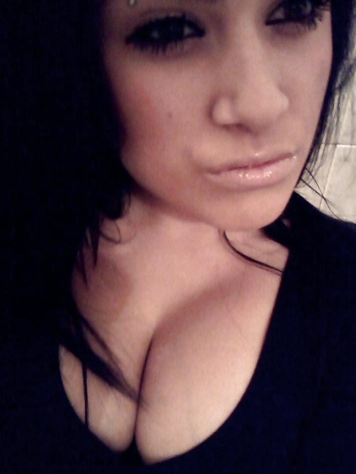 25P Bulgarian amateur girls tits pt.2