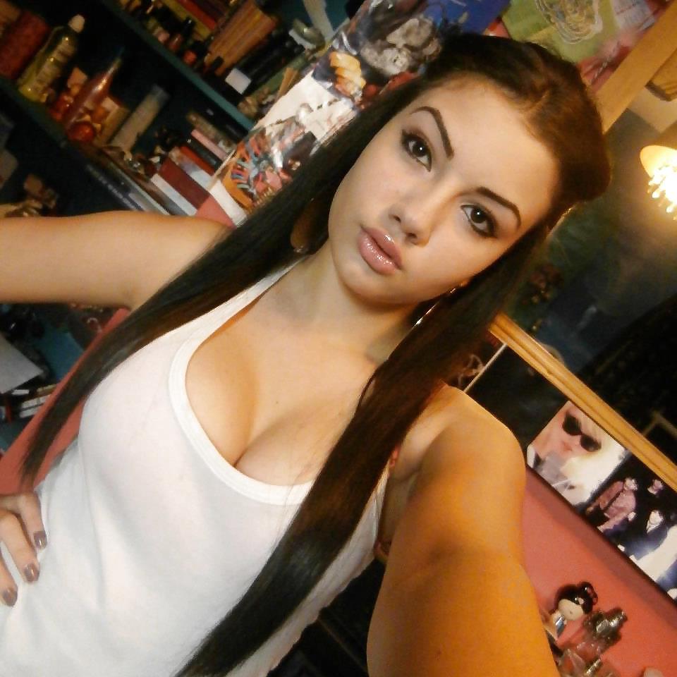 25P Bulgarian amateur girls tits pt.2