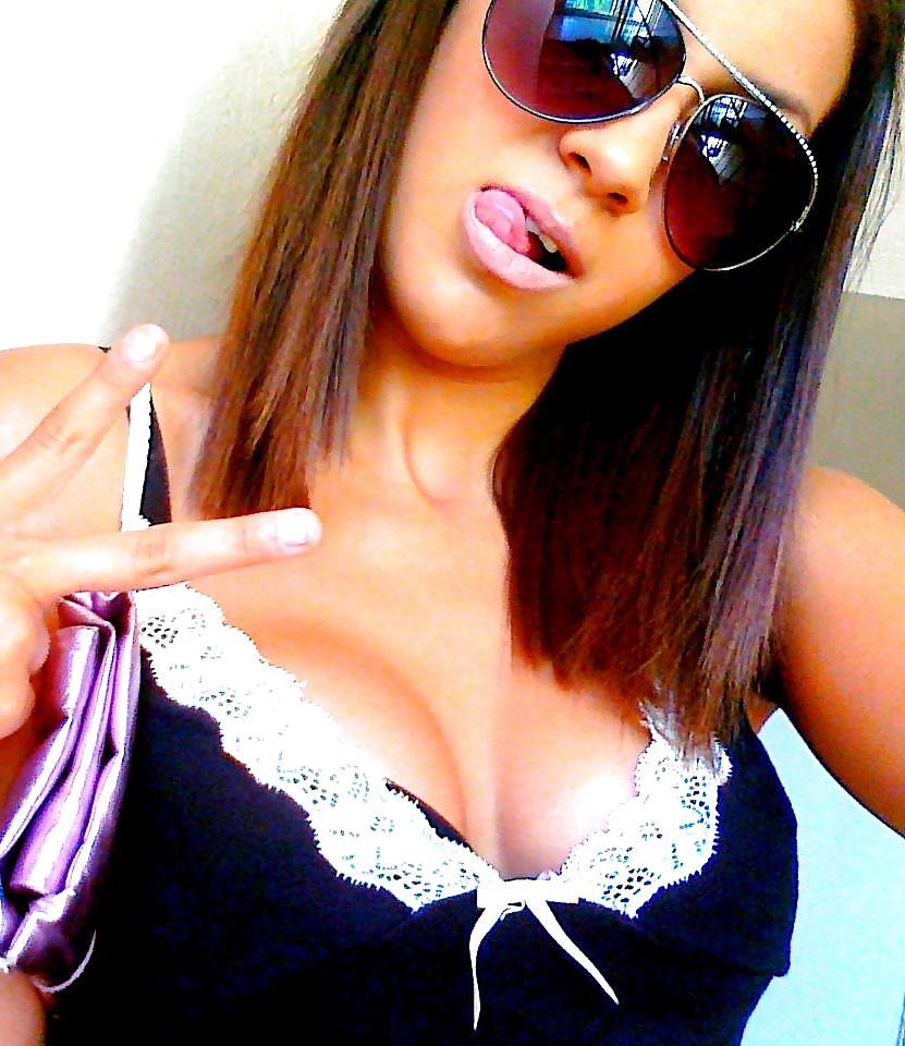 25P Bulgarian amateur girls tits pt.2