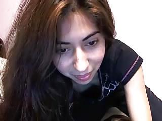 5P Hello Kitty Latina Pajeandose capturas