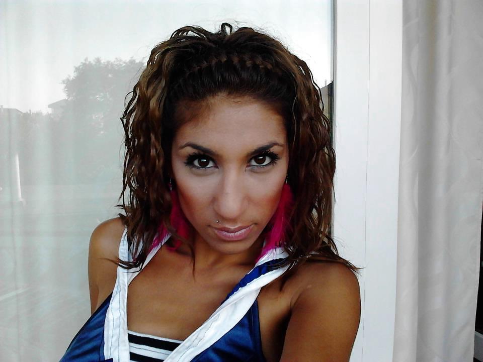 23P Bulgarian girl: Sofija