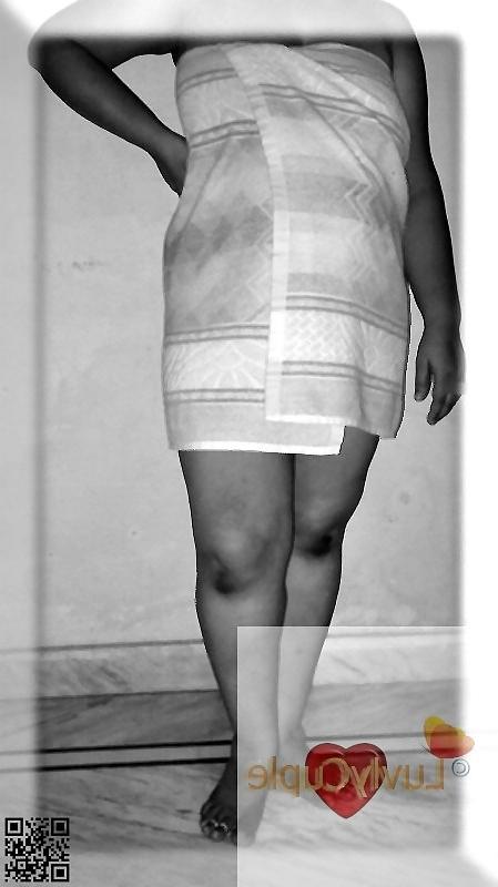 24P My Luvly Wife In Towel