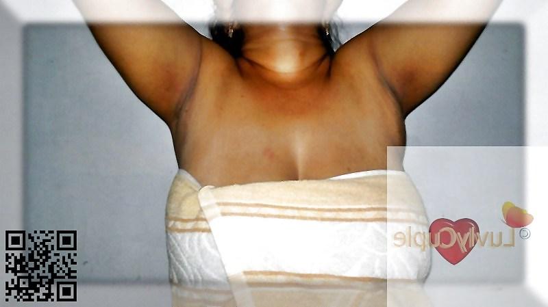 24P My Luvly Wife In Towel