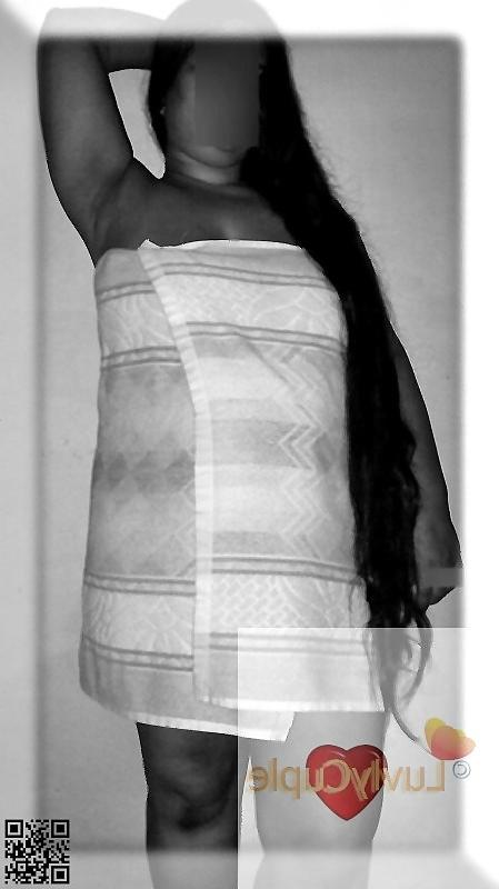 24P My Luvly Wife In Towel