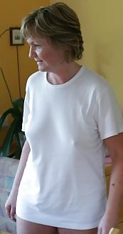 8P Braless At Breakfast