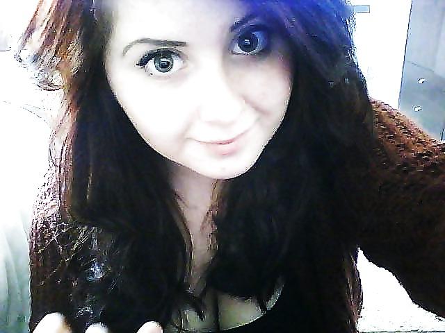 25P More Skype Whores 