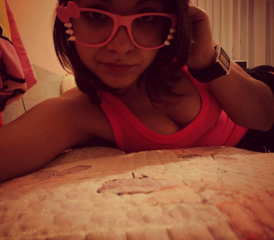 25P Bulgarian amateur girls tits pt.5