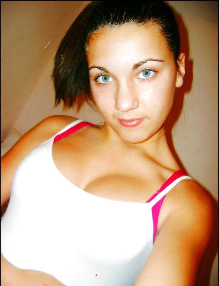 25P Bulgarian amateur girls tits pt.5