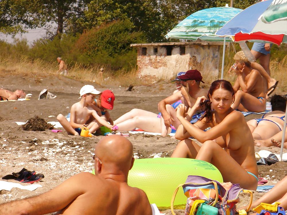 12P Bulgarian girl  from Burgas (black sea)