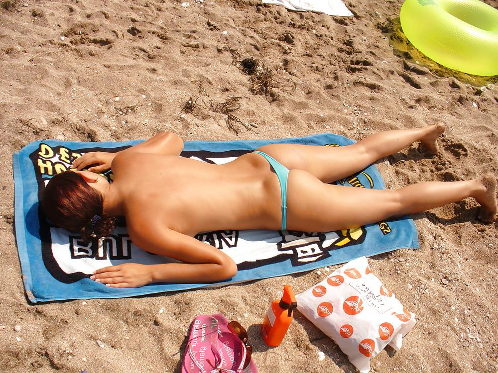 12P Bulgarian girl  from Burgas (black sea)