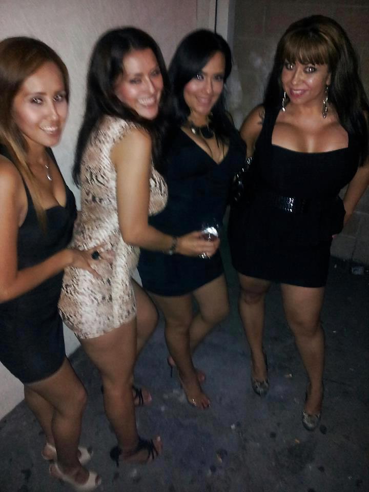 22P Stunning latina milf