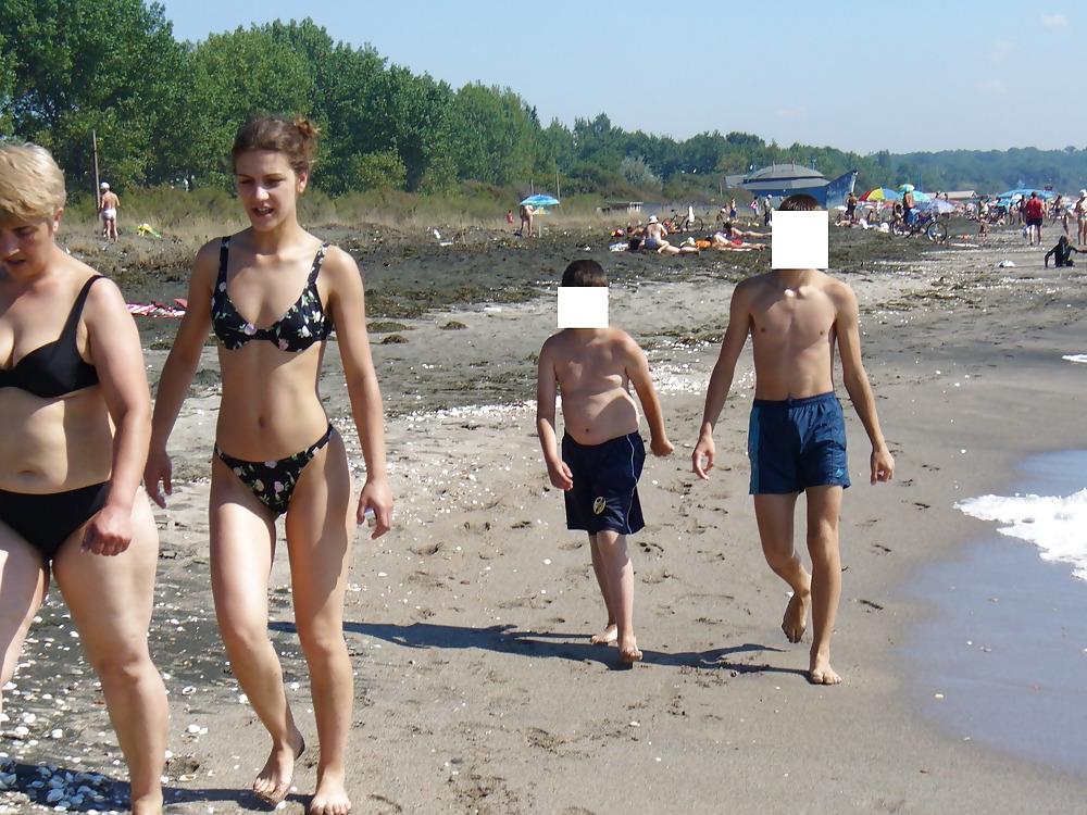 6P Bulgarian girl  15 (black sea)