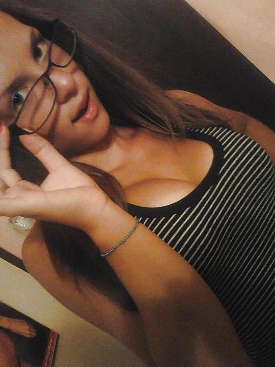 25P Bulgarian amateur girls tits pt.3