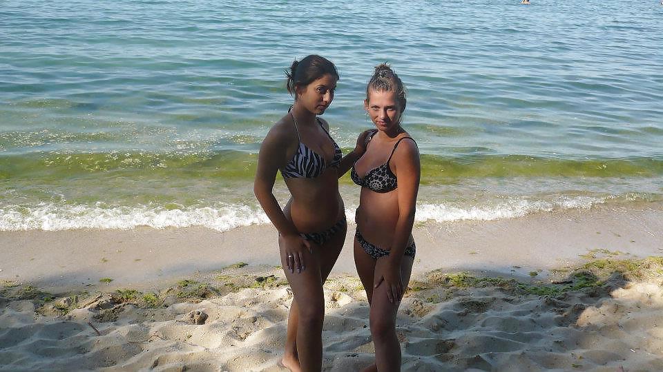 25P Bulgarian amateur girls tits pt.3