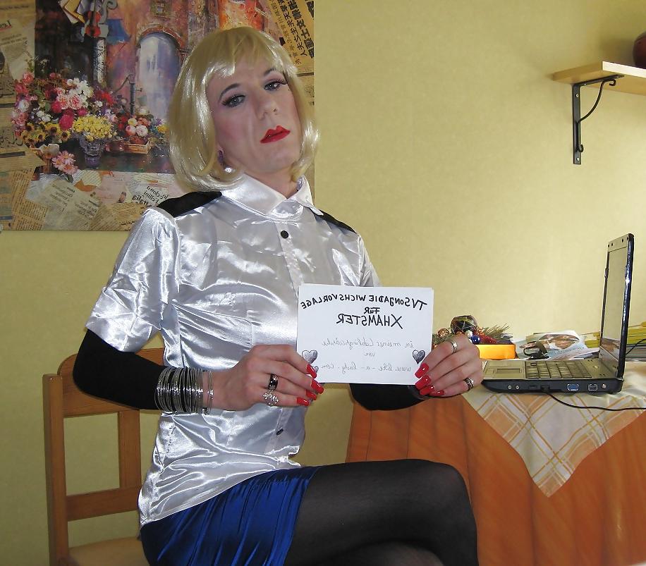 25P TVSonja Satin-Secretary