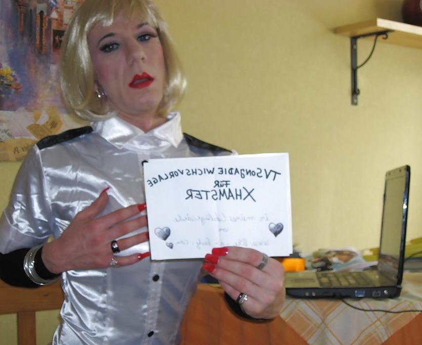 25P TVSonja Satin-Secretary