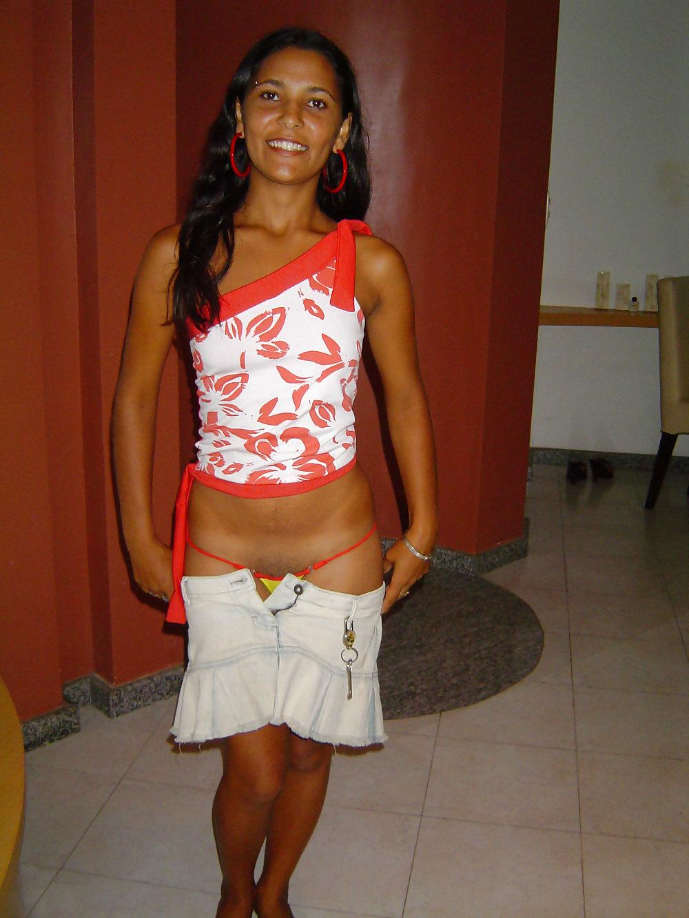 18P Skinny latina with nice pussy