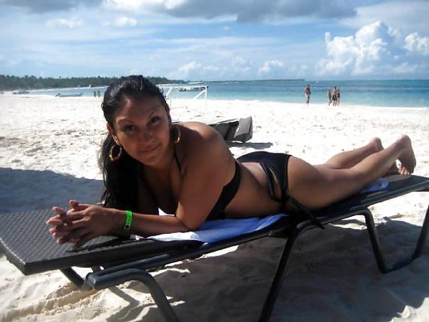 14P Latina cum dumpster