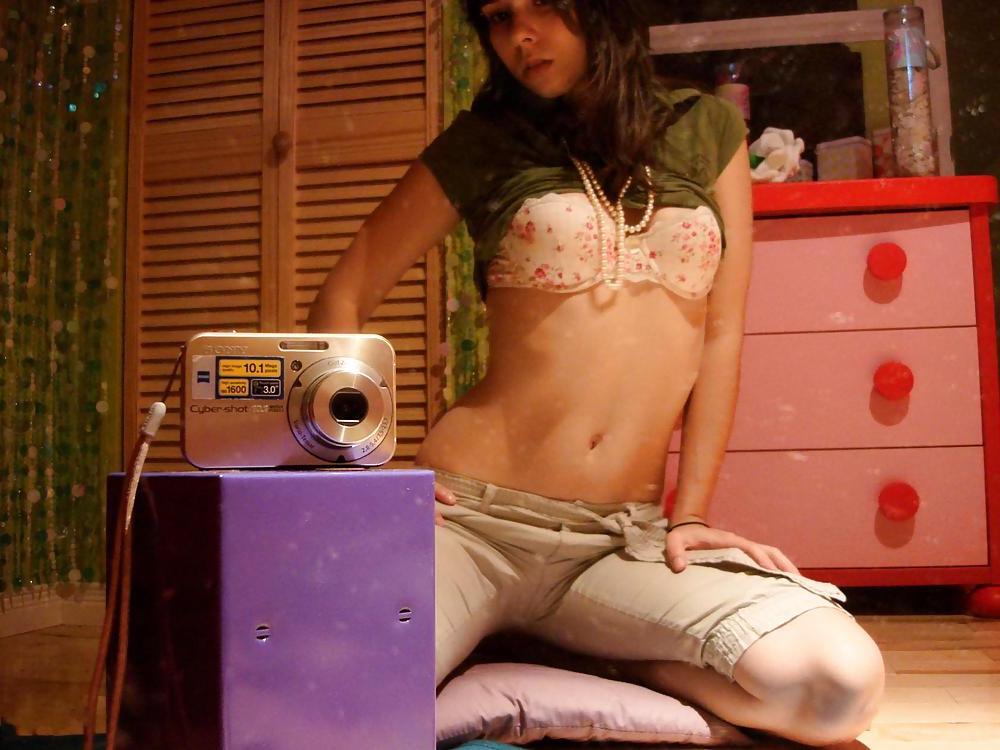 15P Ariel Rebel Sexy Selfshots