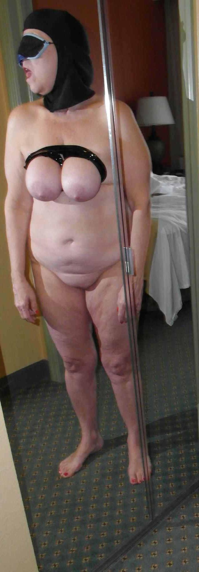 8P Blindfold Mature BBW Sub Slut