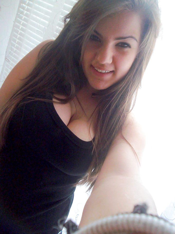 25P Bulgarian amateur girls tits