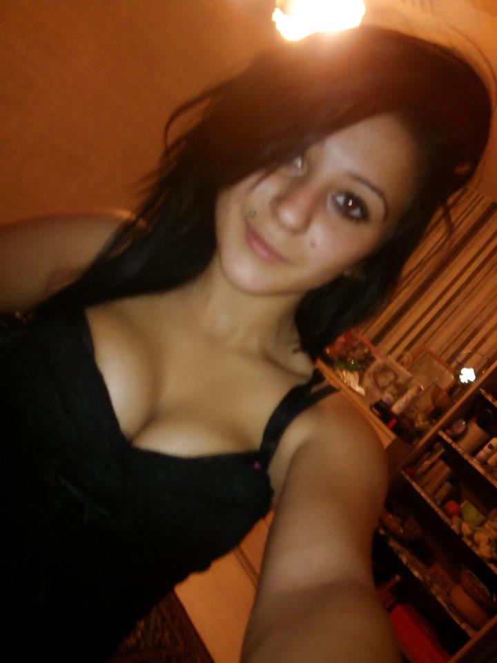 25P Bulgarian amateur girls tits
