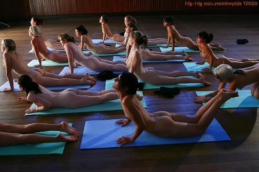 24P Womens at the gym