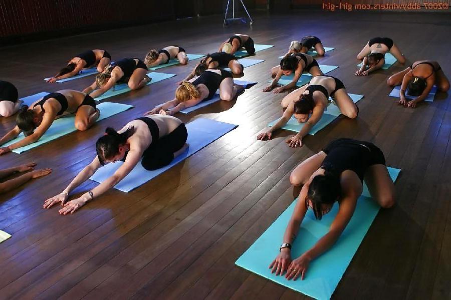 24P Womens at the gym