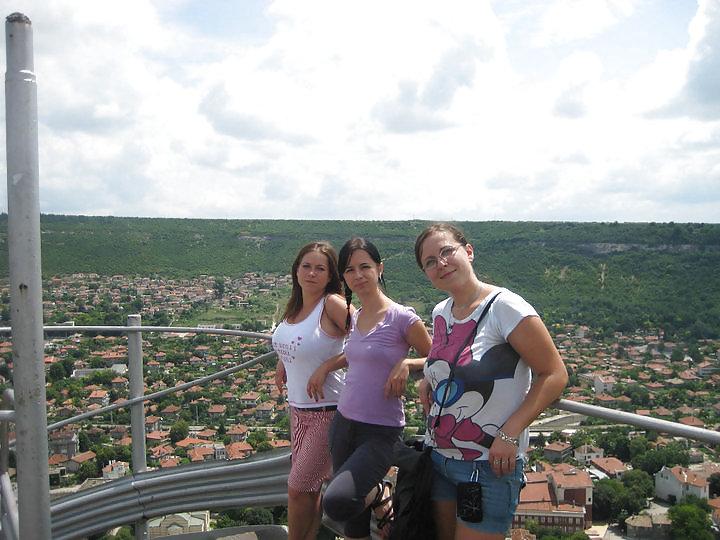 14P Busty Bulgarian Woman 3