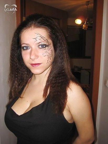 14P Busty Bulgarian Woman 3