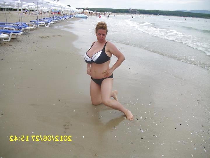 24P Busty Bulgarian Woman 16