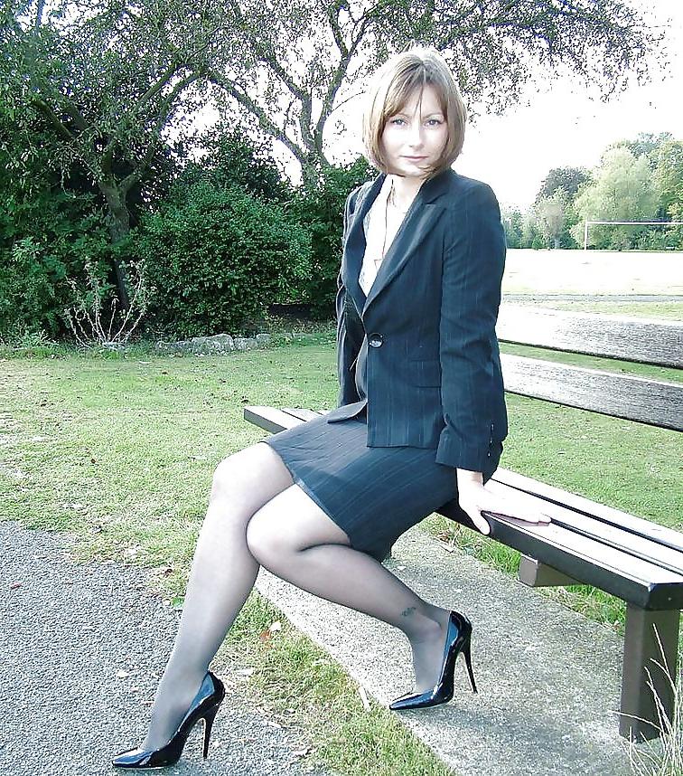 11P High Heels and Nylons - Sonja