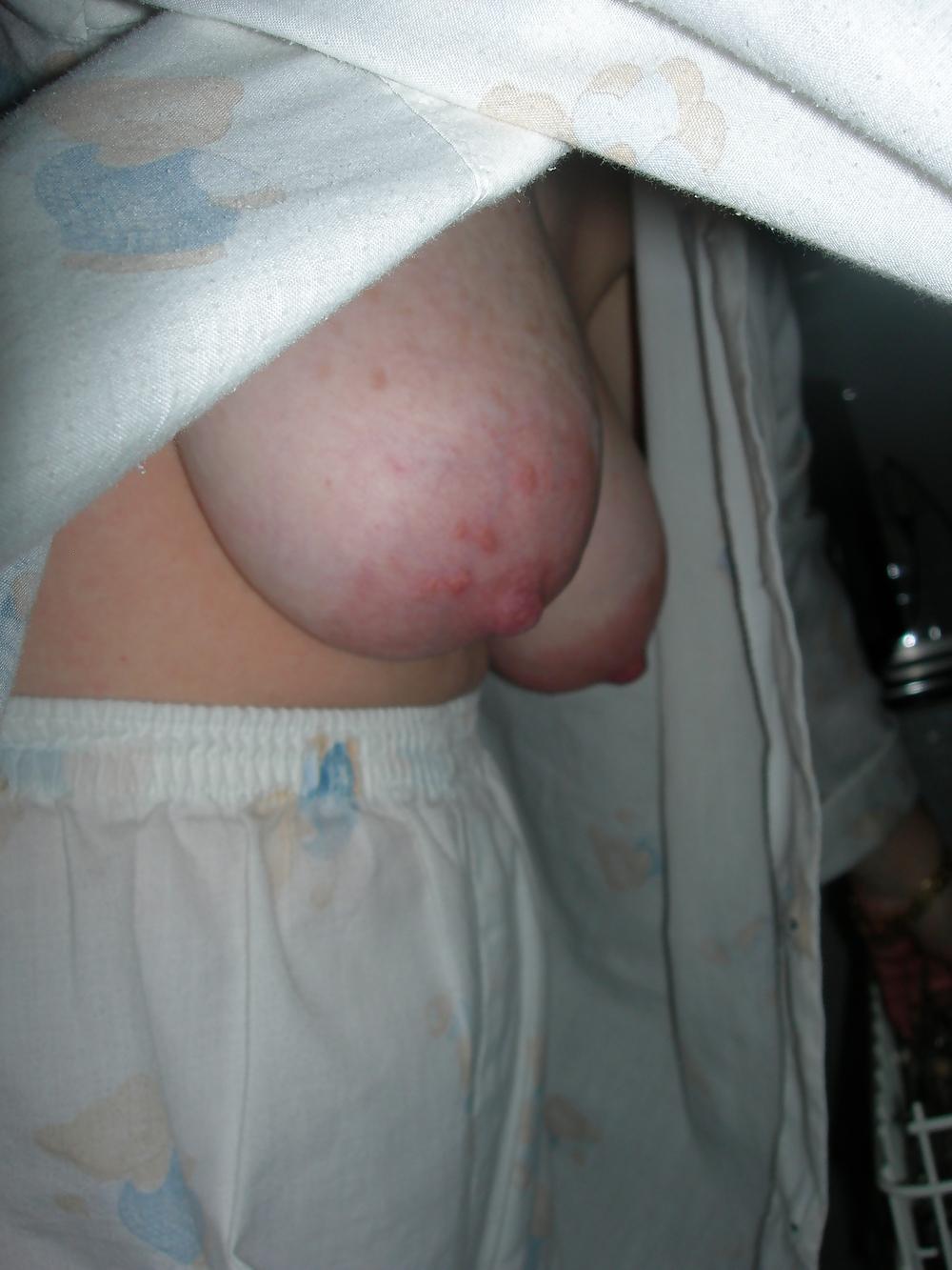 7P Saggy tits