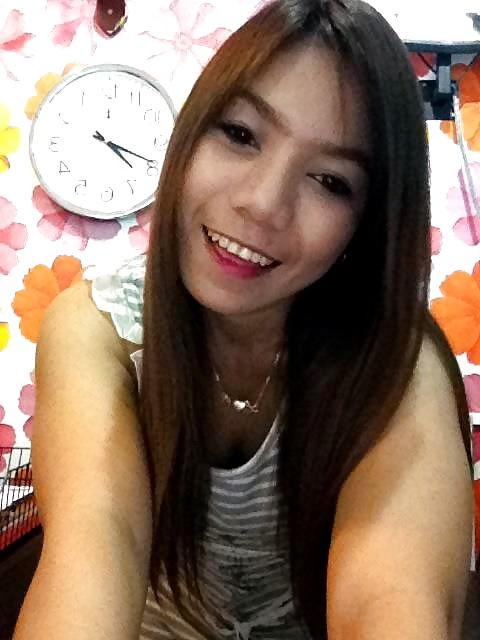 20P Dar, Thai Girl Friened  Dressed and Naked First Time