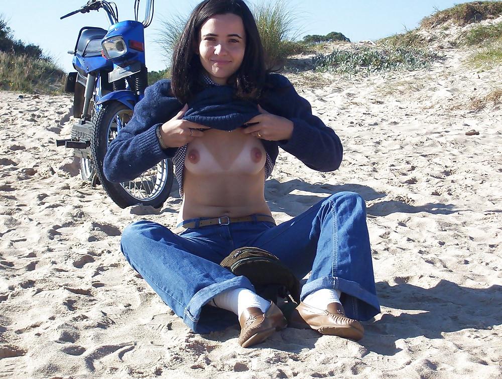 21P HAIRY SPANISH SLUT