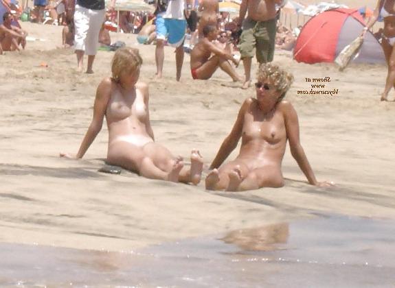 25P Nudist 16
