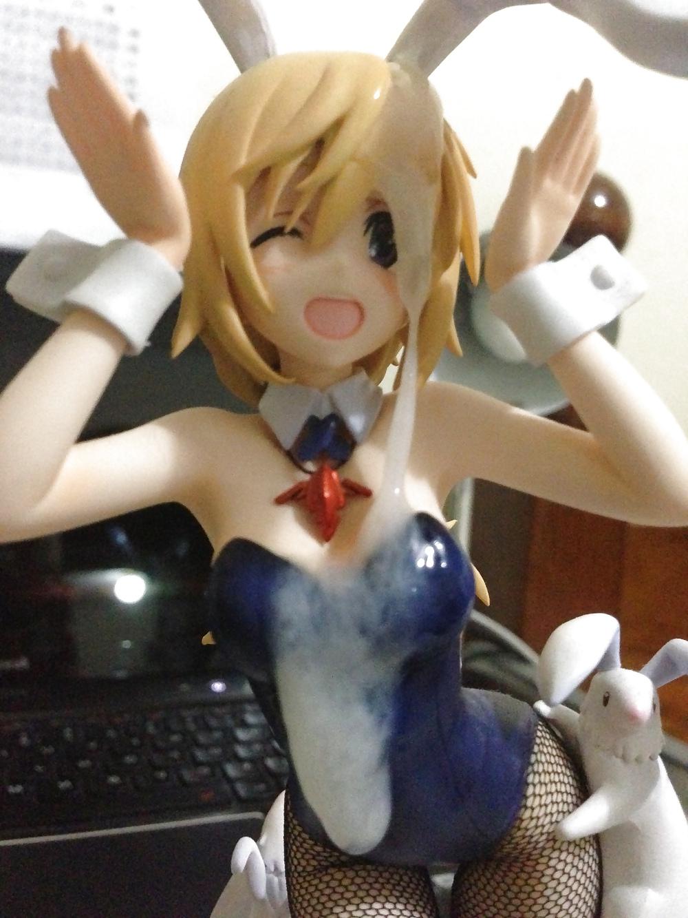 24P Figure bukkake charlotte
