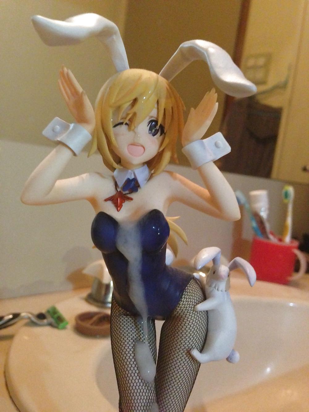 24P Figure bukkake charlotte