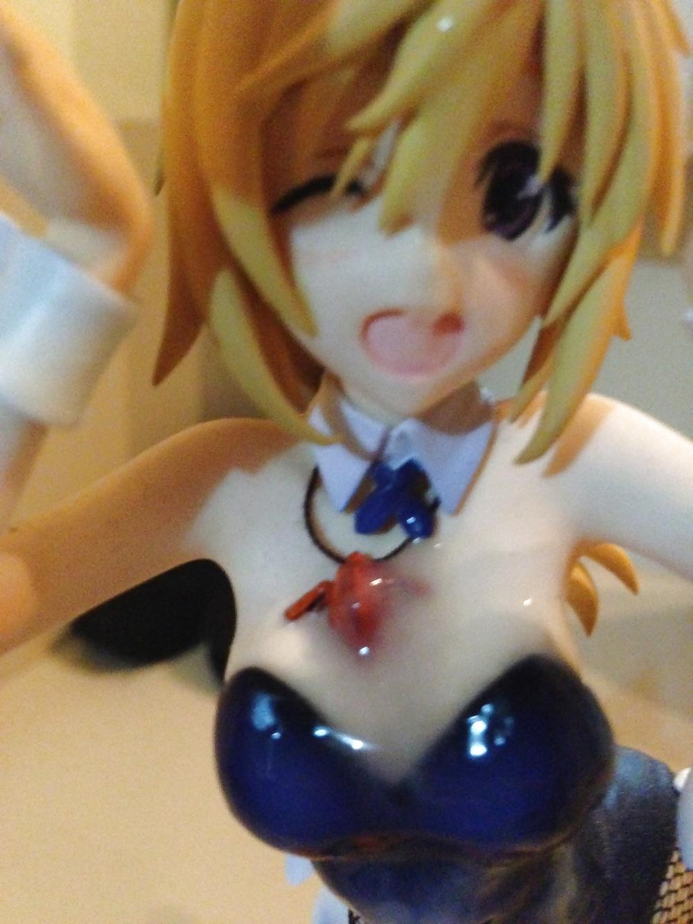 24P Figure bukkake charlotte