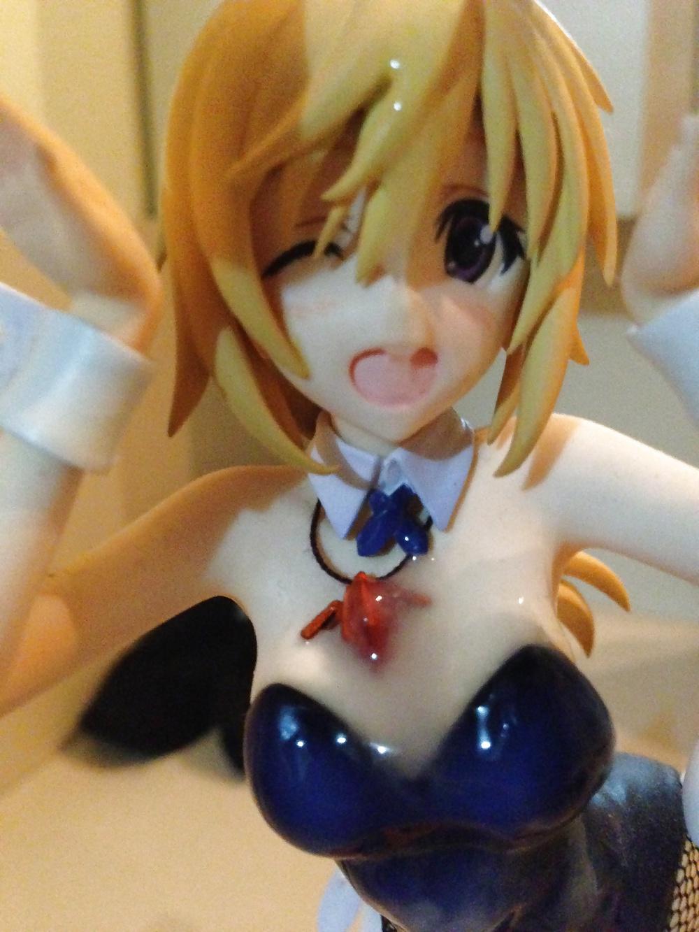 24P Figure bukkake charlotte