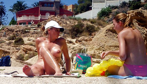 25P Nudist 18