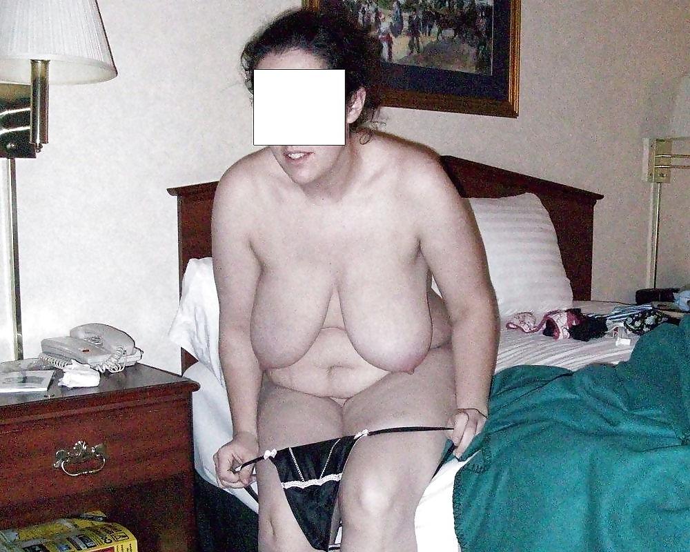 24P Saggy Brunette