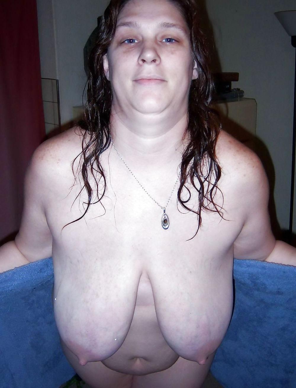 24P Saggy Brunette