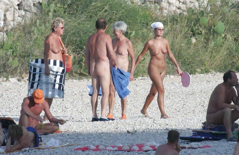 25P Nudist 4