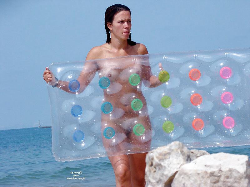 25P Nudist 22