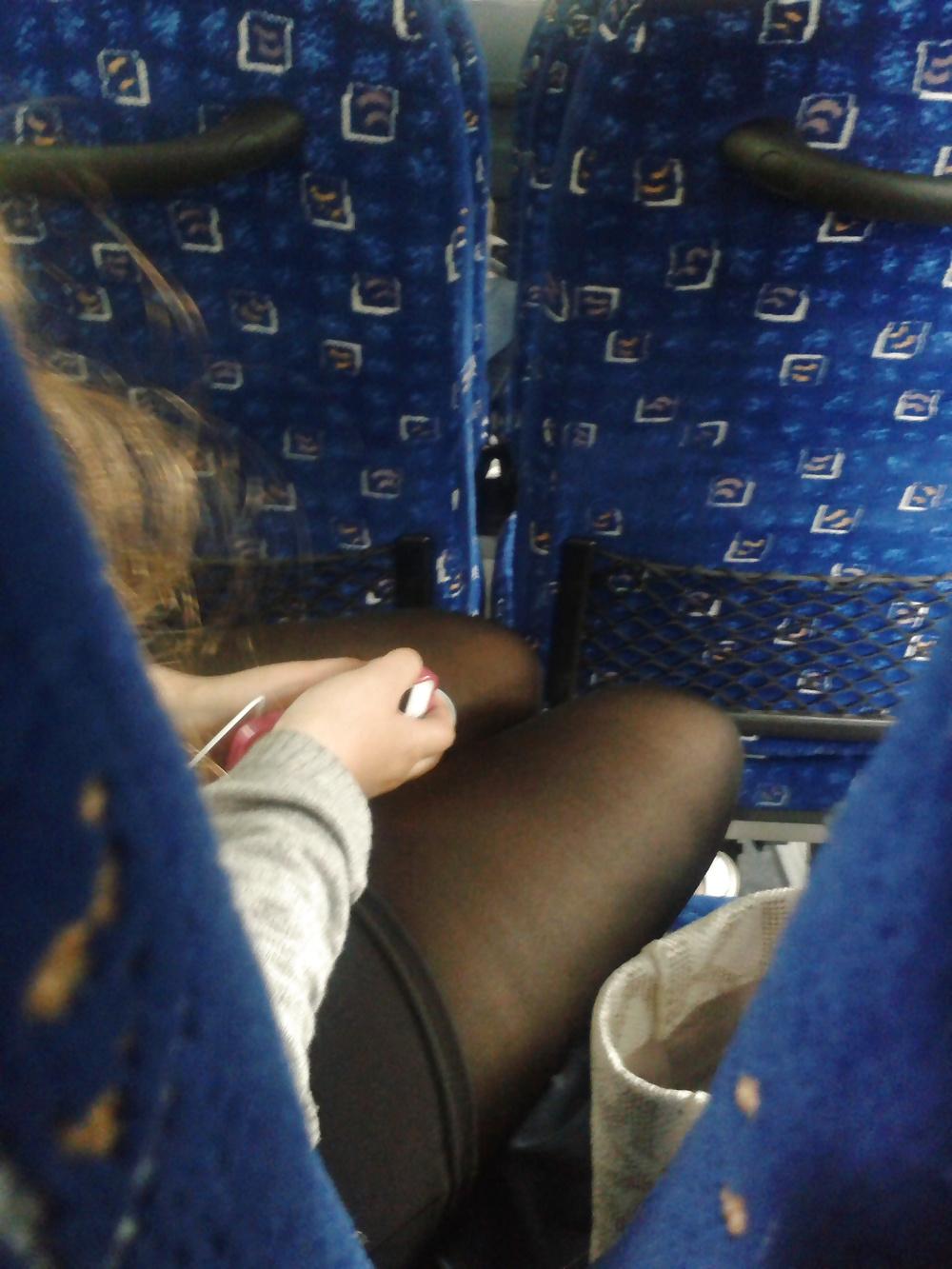 5P Legs Bus