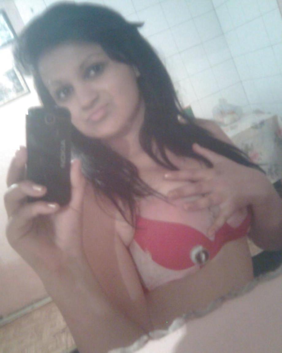 25P Bulgarian Teen Selfshot