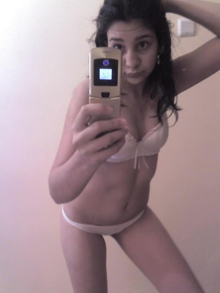 25P Bulgarian Teen Selfshot